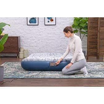 Lit gonflable 2 places 203 × 152 × 30 cm avec pompe électrique intégrée 67836
